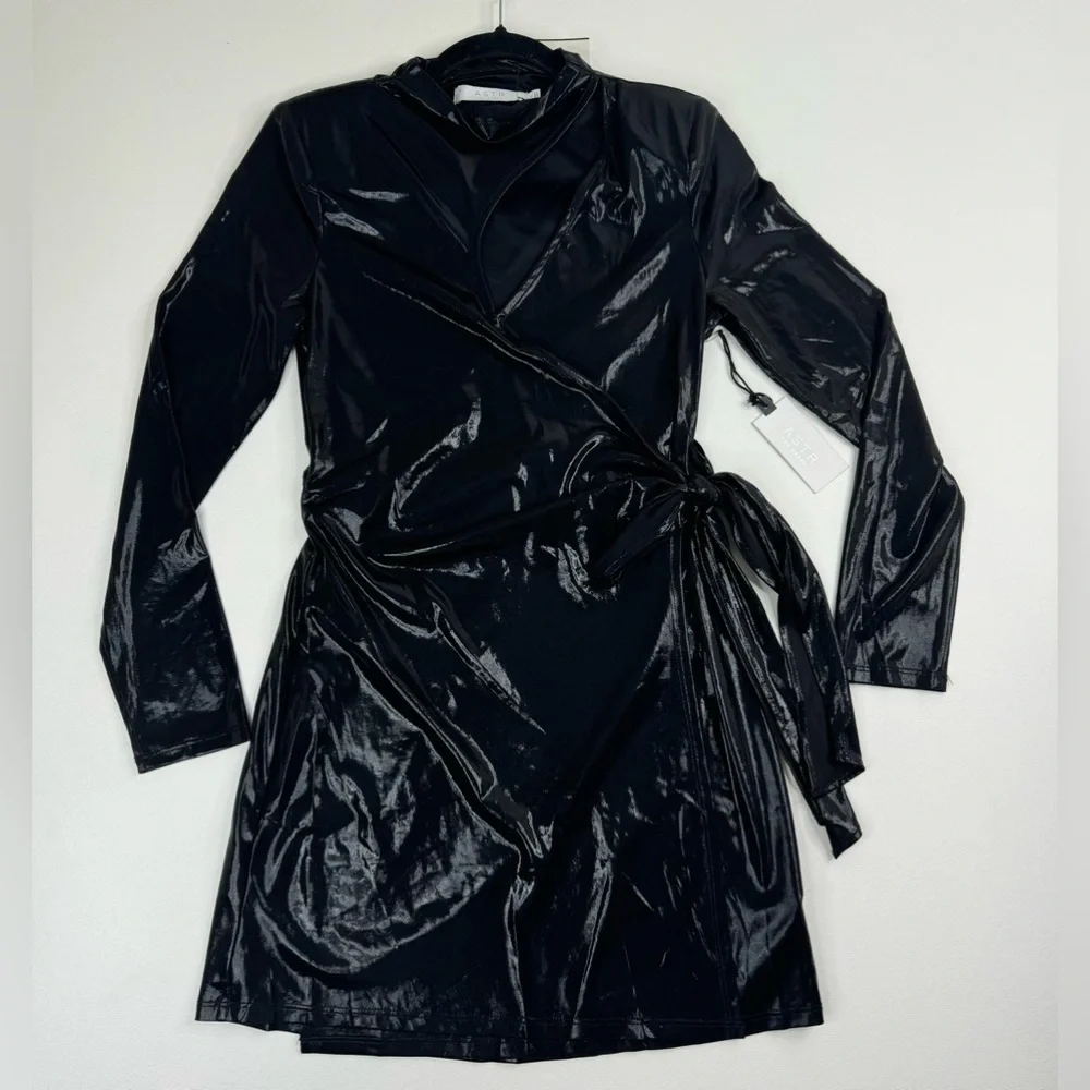 NWT ASTR The Cut Out Patent Long Sleeve Faux Wrap Mini Dress Small - Picture 3 of 16
